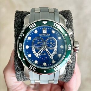 Invicta Pro Diver Blue & Gray Men’s Watch